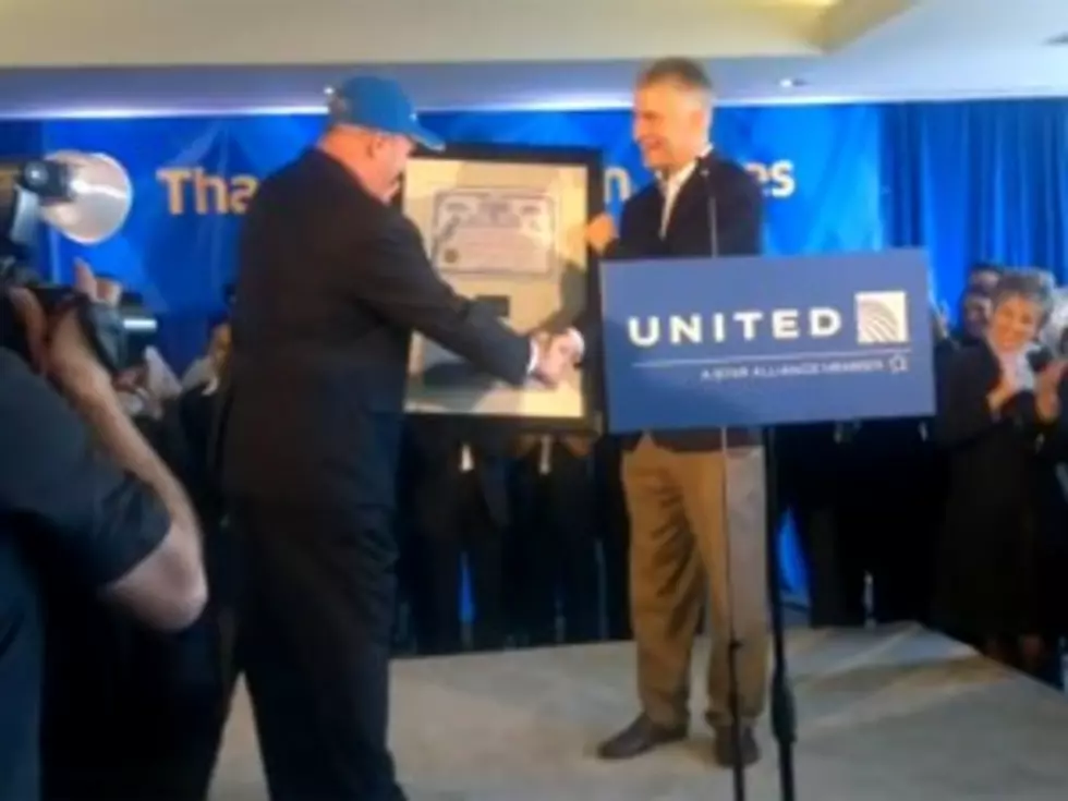 United Frequent Flier Racks Up 10 Million Miles [VIDEO]