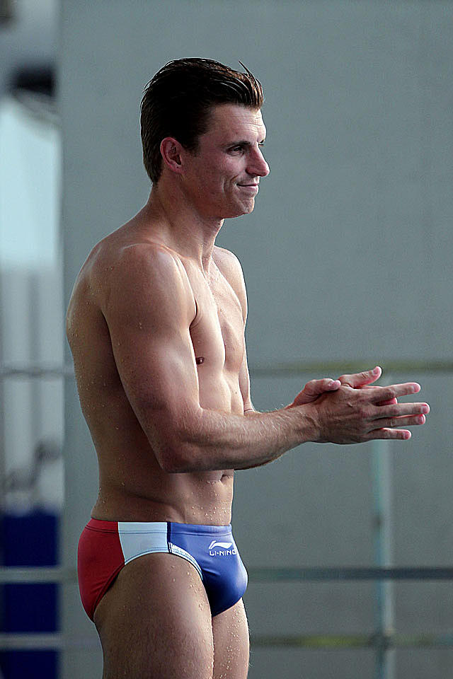 Diver Troy Dumais — Hunk of the Day [PICTURES] - TSM Interactive