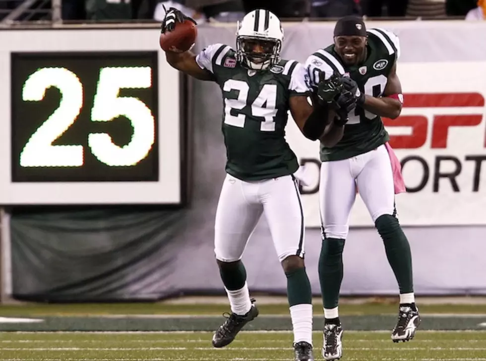 Darrelle Revis Has 2 INTs as Jets Beat Dolphins, 24-6, on &#8216;Monday Night Football&#8217;