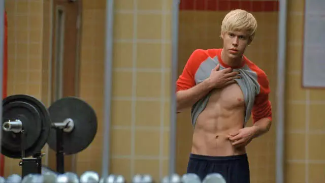 Chord Overstreet Goes Shirtless for NeNe on 'Glee' — Hunk of the Day  [PICTURES, VIDEO] - TSM Interactive