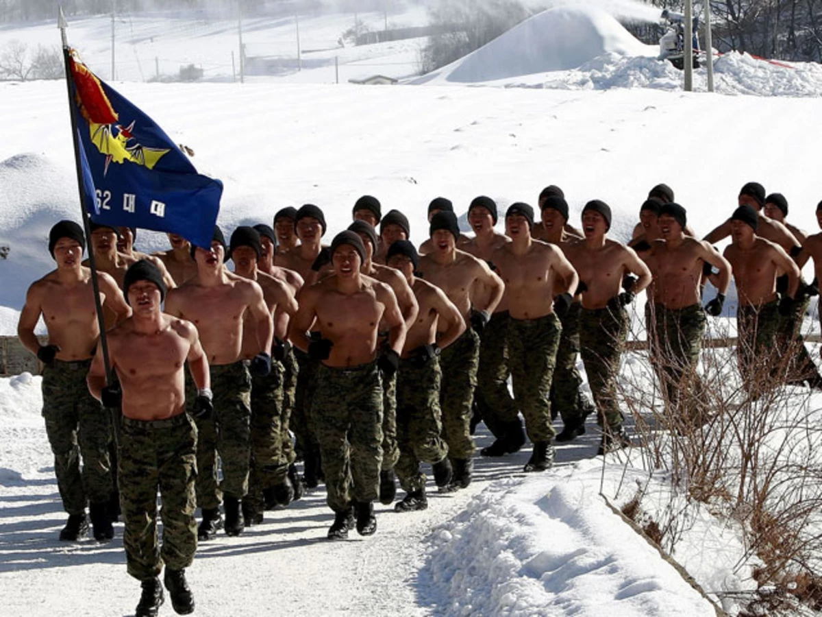 south korean army men