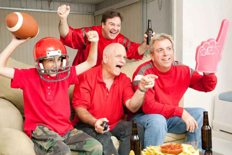 10 People You Will Find at Every Super Bowl Party