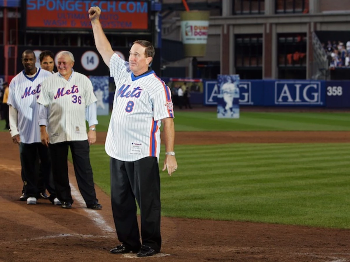 Gary Carter dead: Hall of Fame catcher dies of cancer aged 57