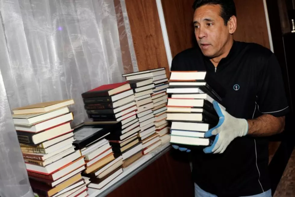 Man Steals 1,100 Books From The Library