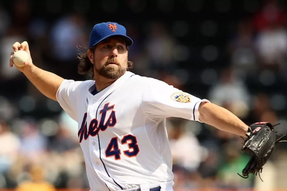 Sports Birthdays for October 29 — R.A. Dickey and More