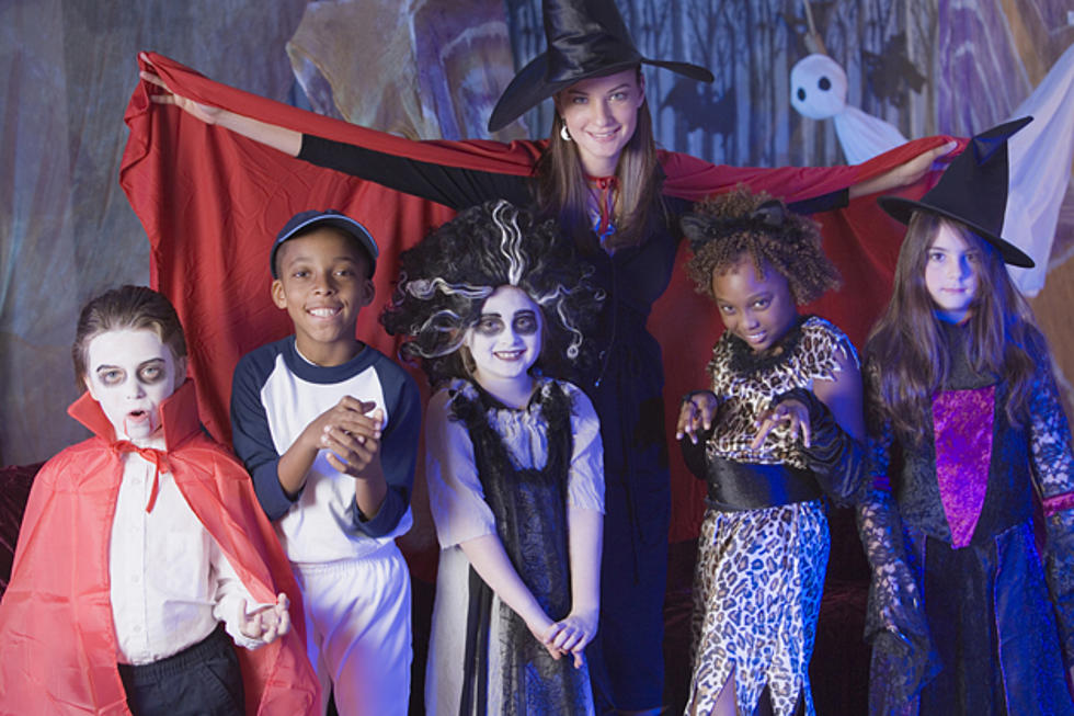 5 Tips to Stay Safe When Halloween Trick-or-treating