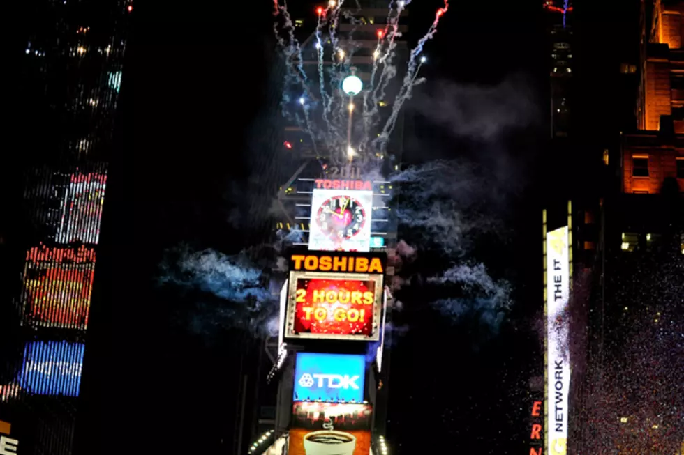 This Day in History for December 31 &#8212; Times Square Celebrates, and More