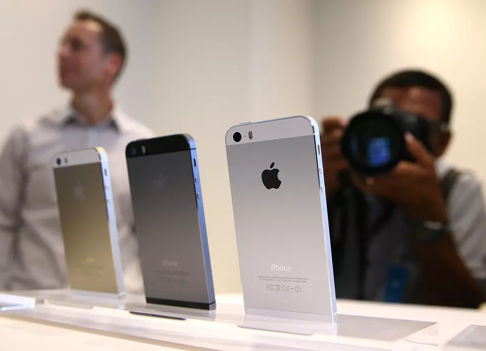 Apple Unveils New iPhones