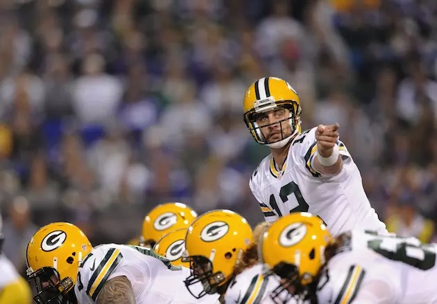 QB Aaron Rodgers Claims to Have Seen a UFO in New Jersey