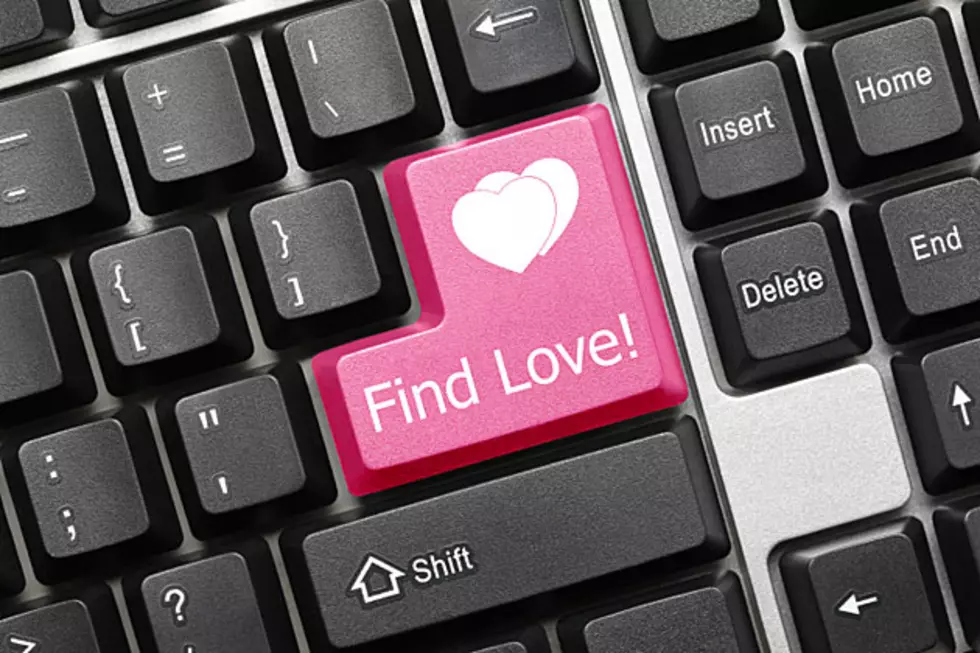 Study Reveals Online Dating May Not Be Pathetic