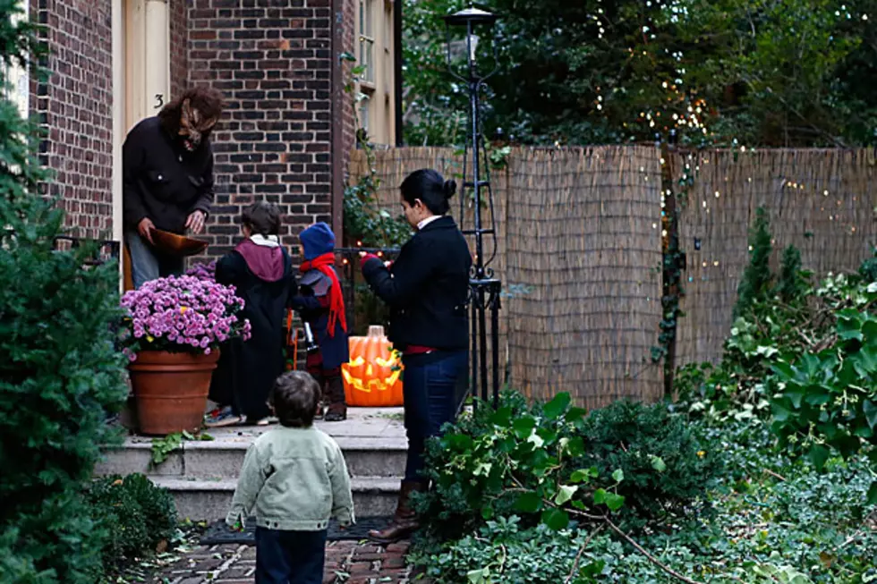 What’s the Best City for Trick-or-Treating?