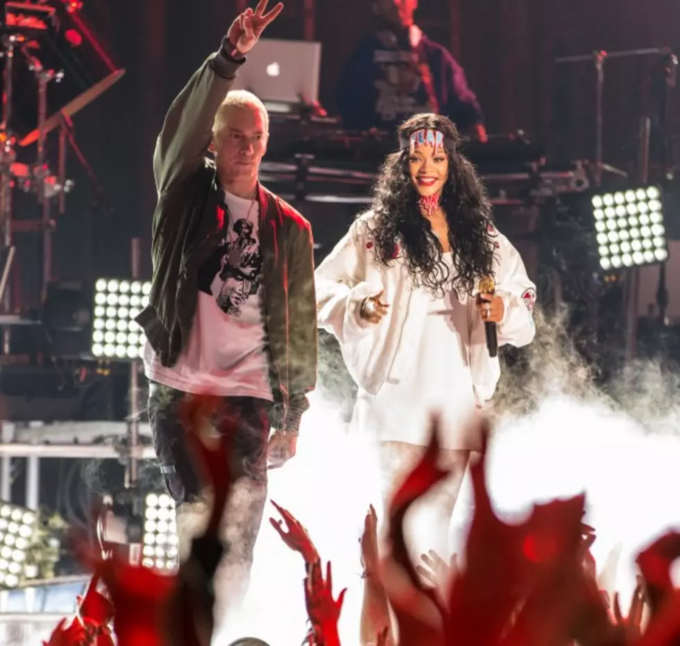 See Eminem and Rihanna&#8217;s Live on The Monster Tour