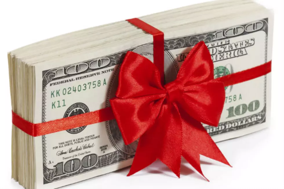 Meet the First Winners of The Thousand Dollar Holiday Handout Contest