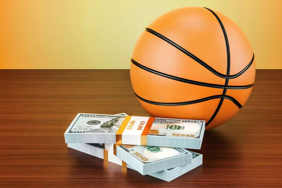 Enter The B100 Bracket Challenge Here To Win Cash
