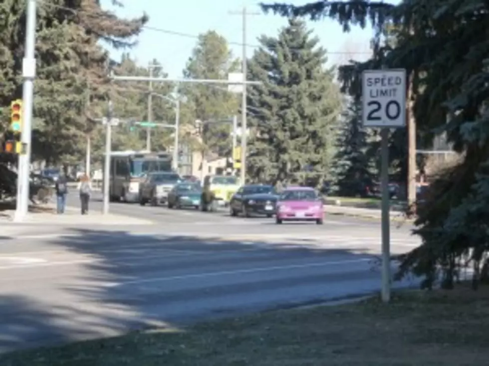 Ask The City &#8211; Why Are Speed Limits Around UW So Slow?