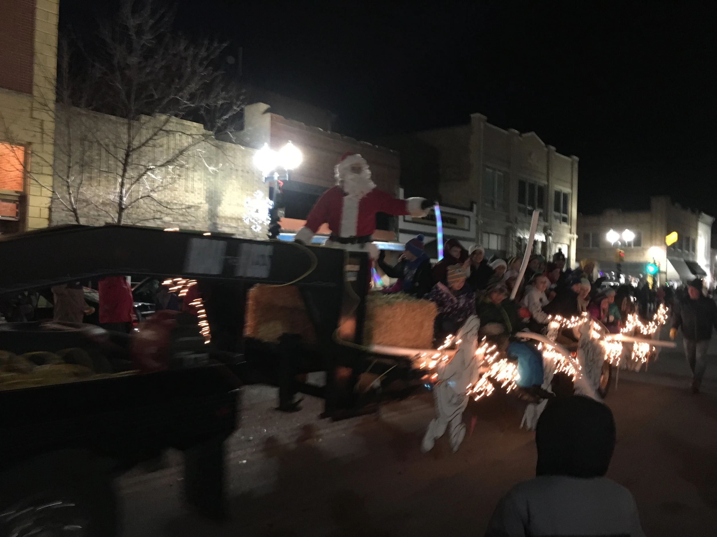 Christmas Parade Laramie Live