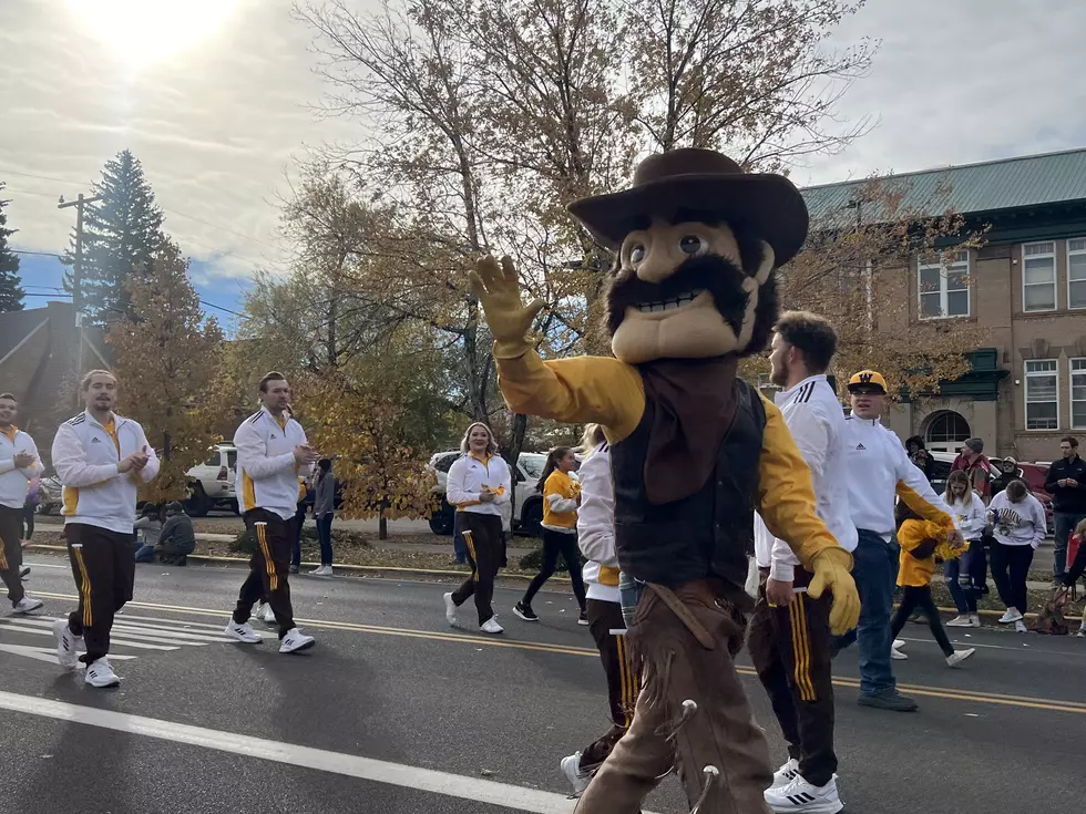 Check Out The Photos From 2022 UW Homecoming Parade