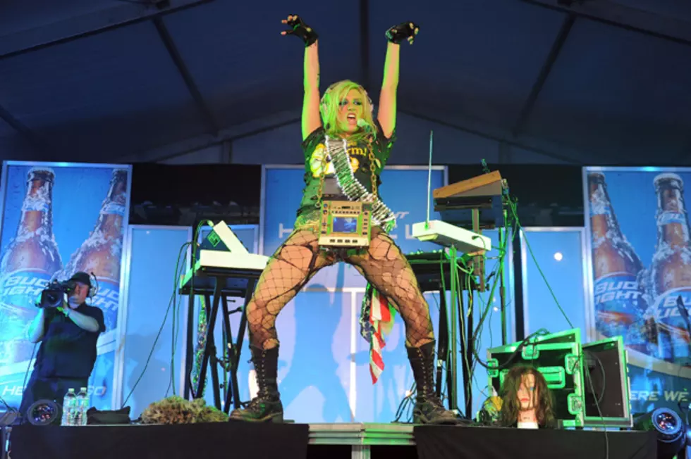 Kesha Drinks Blood Onstage in Sydney