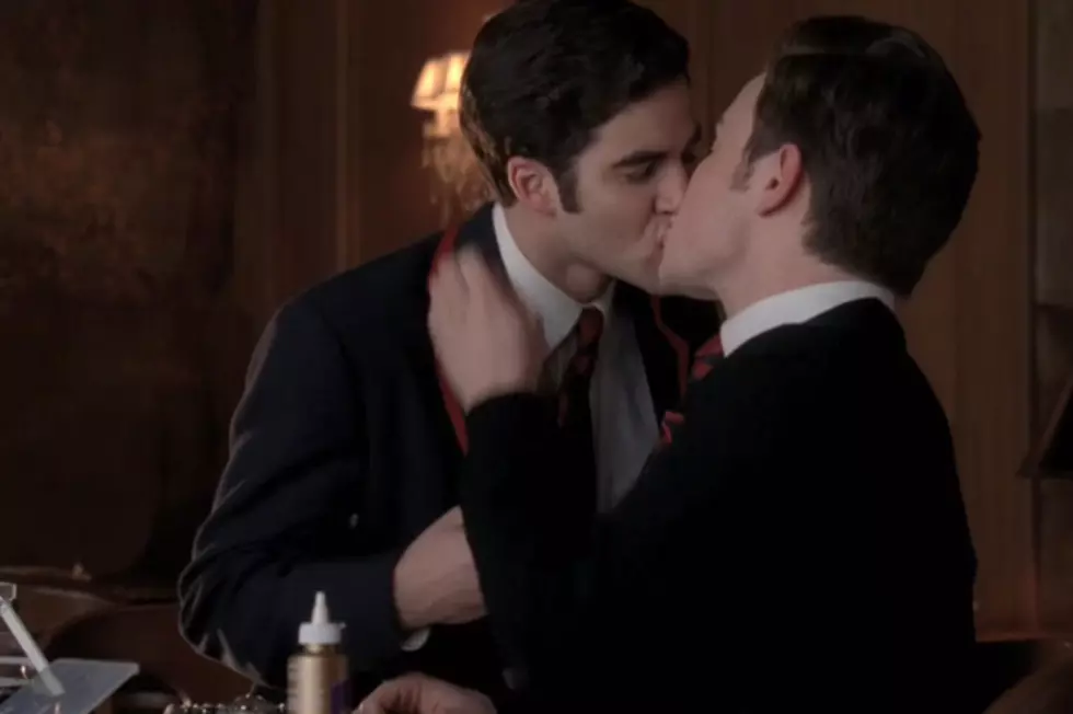 Chris Colfer Says Blaine And Kurt Will Kiss Again On Glee