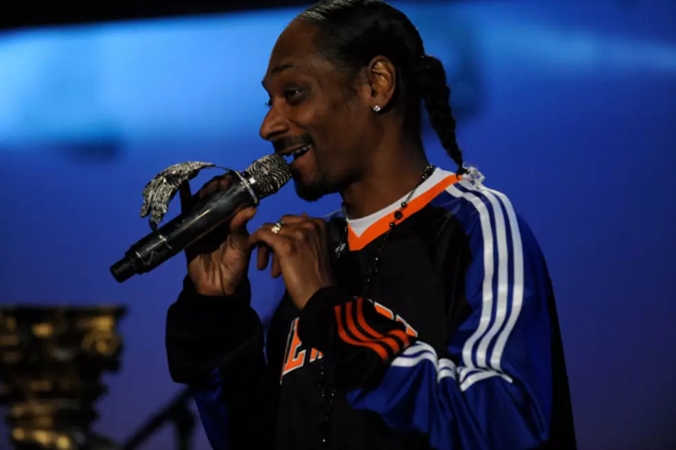 Snoop Dogg Brings His &#8216;Doggumentary&#8217; and Willie Nelson to &#8216;Live on Letterman&#8217;