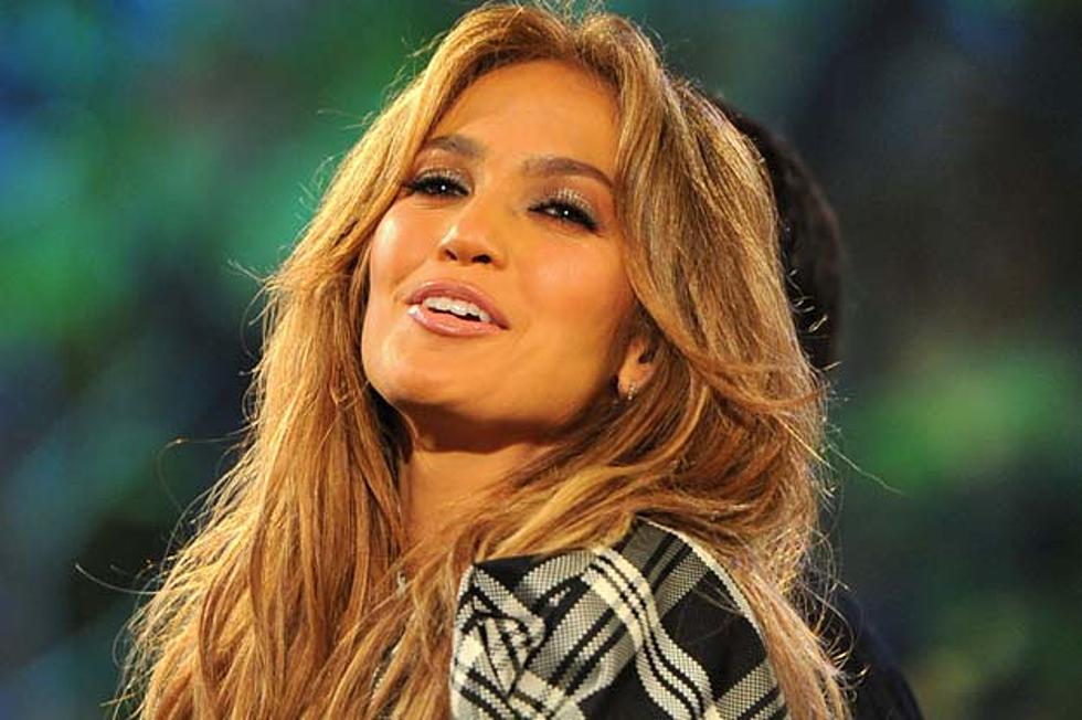 Jennifer Lopez to Perform &#8216;I&#8217;m Into You&#8217; May 5 on &#8216;American Idol&#8217;