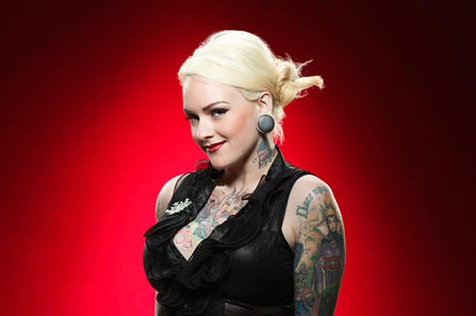 Emily Valentine Goes From Punk to Pink on &#8216;The Voice&#8217;
