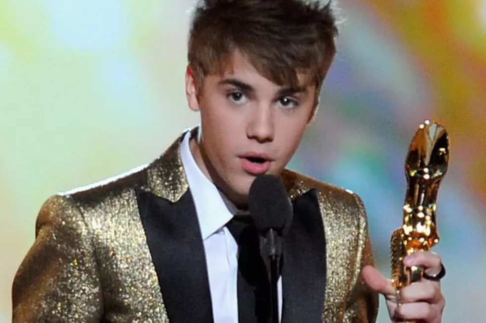 Justin Bieber Wins Digital Artist of the Year at Billboard Music Awards