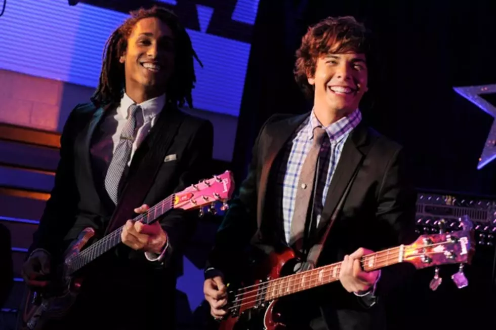 Allstar Weekend Receive Wacky ‘Not Your Birthday’ Presents in Tour Video