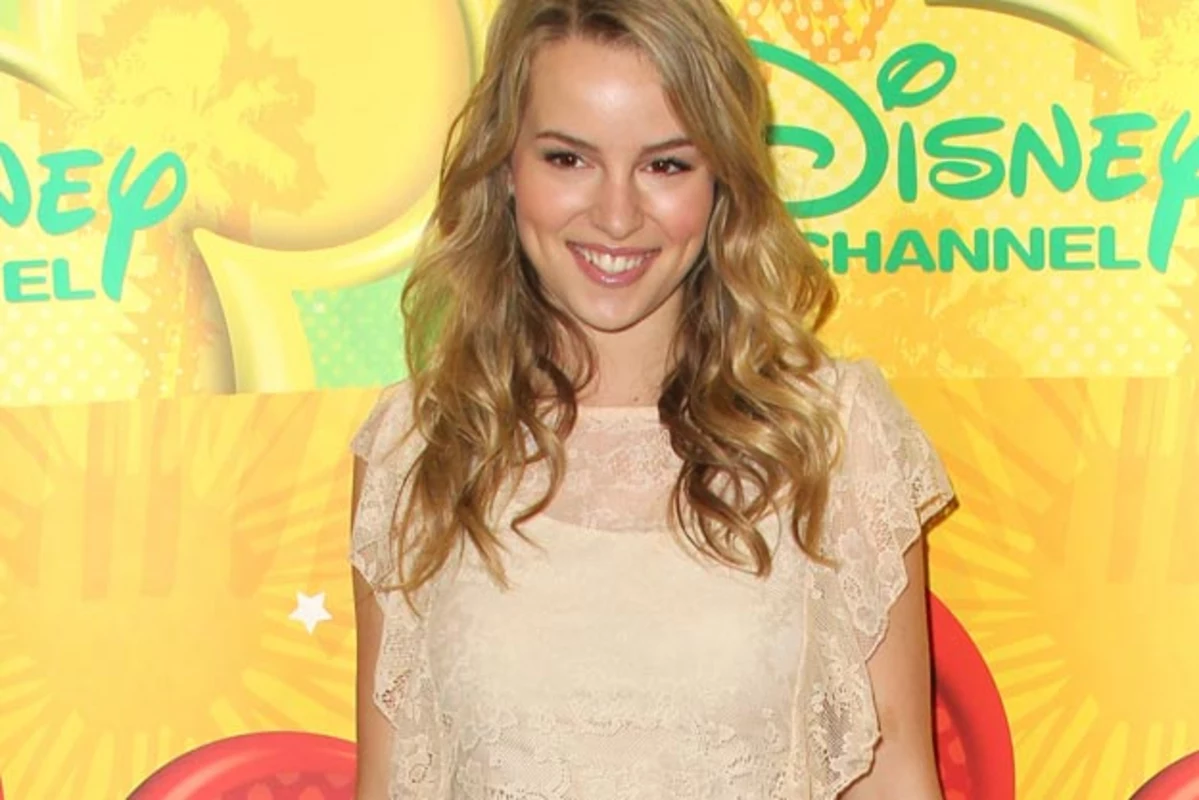Bridgit Mendler Gets in Touch With Mother Nature in 'We Can Change the World'  Video
