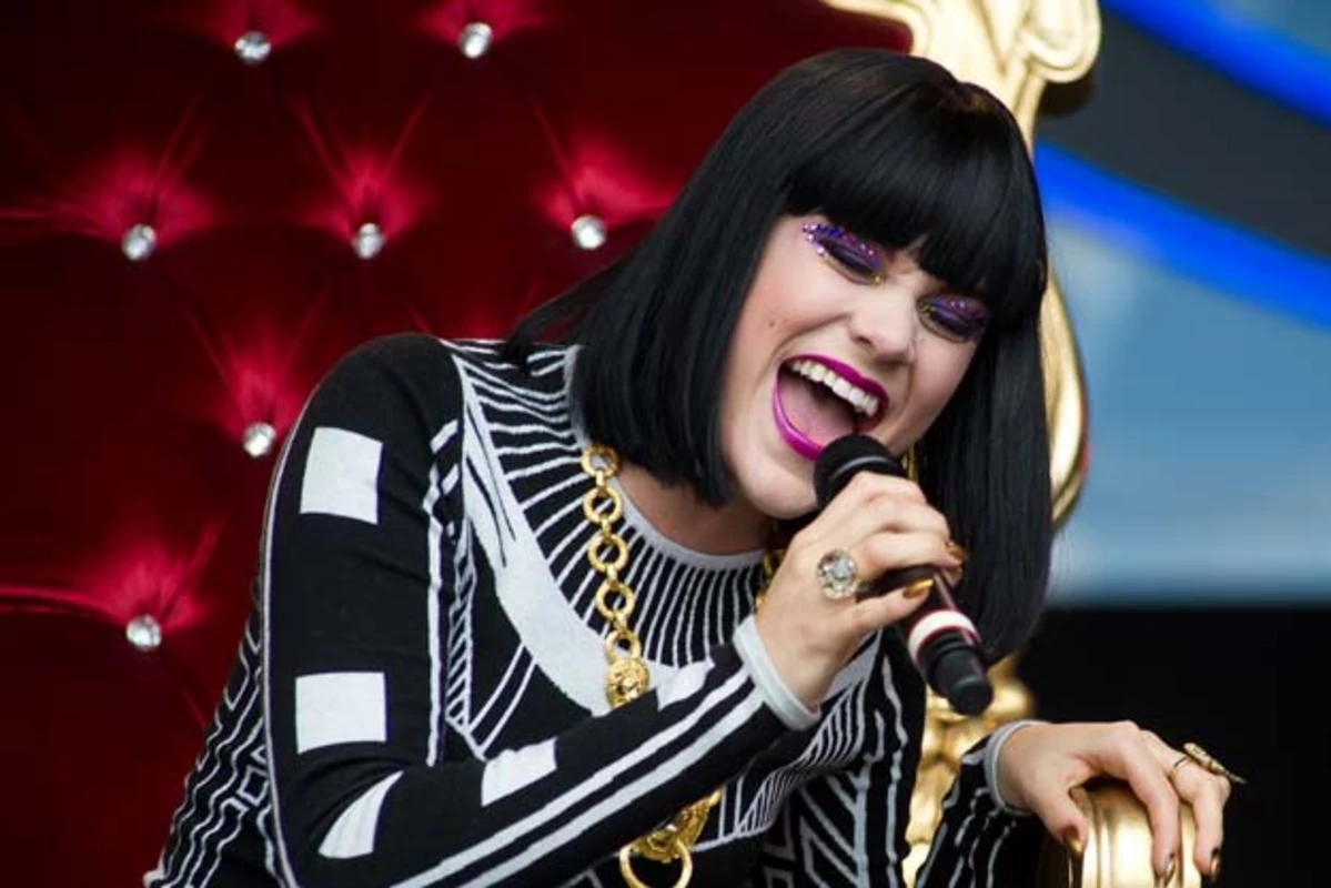 Jessie J Reveals Bisexuality In Glamour Uk Cover