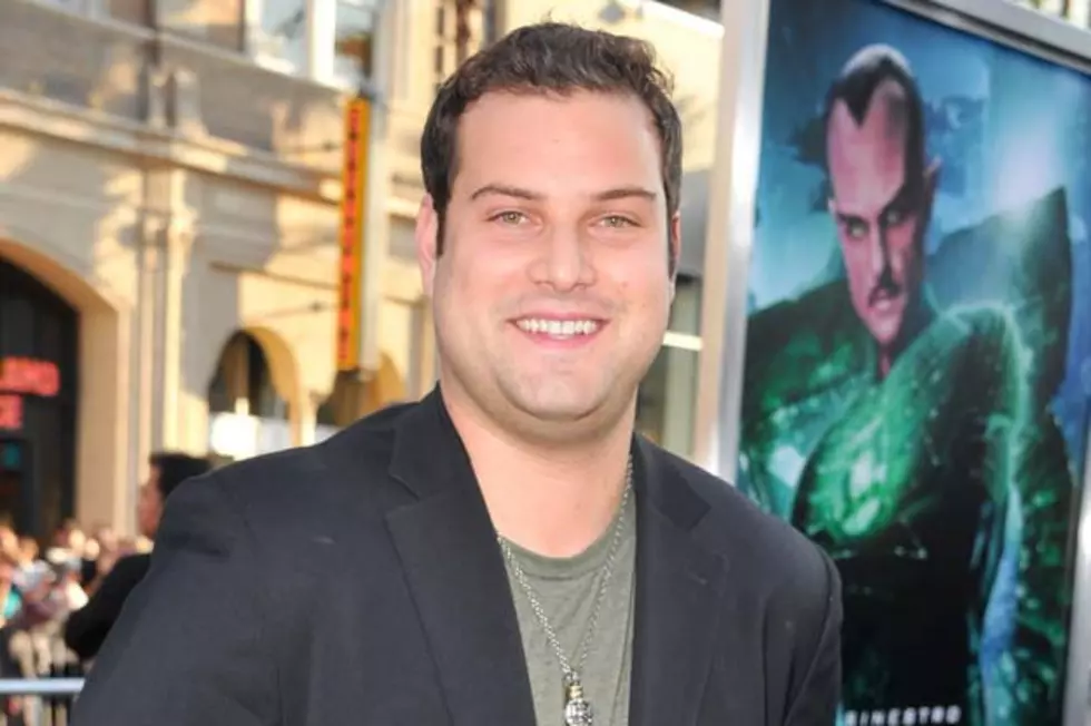 Max Adler Mentors the Contestants About &#8216;Tenacity&#8217; on &#8216;The Glee Project&#8217;