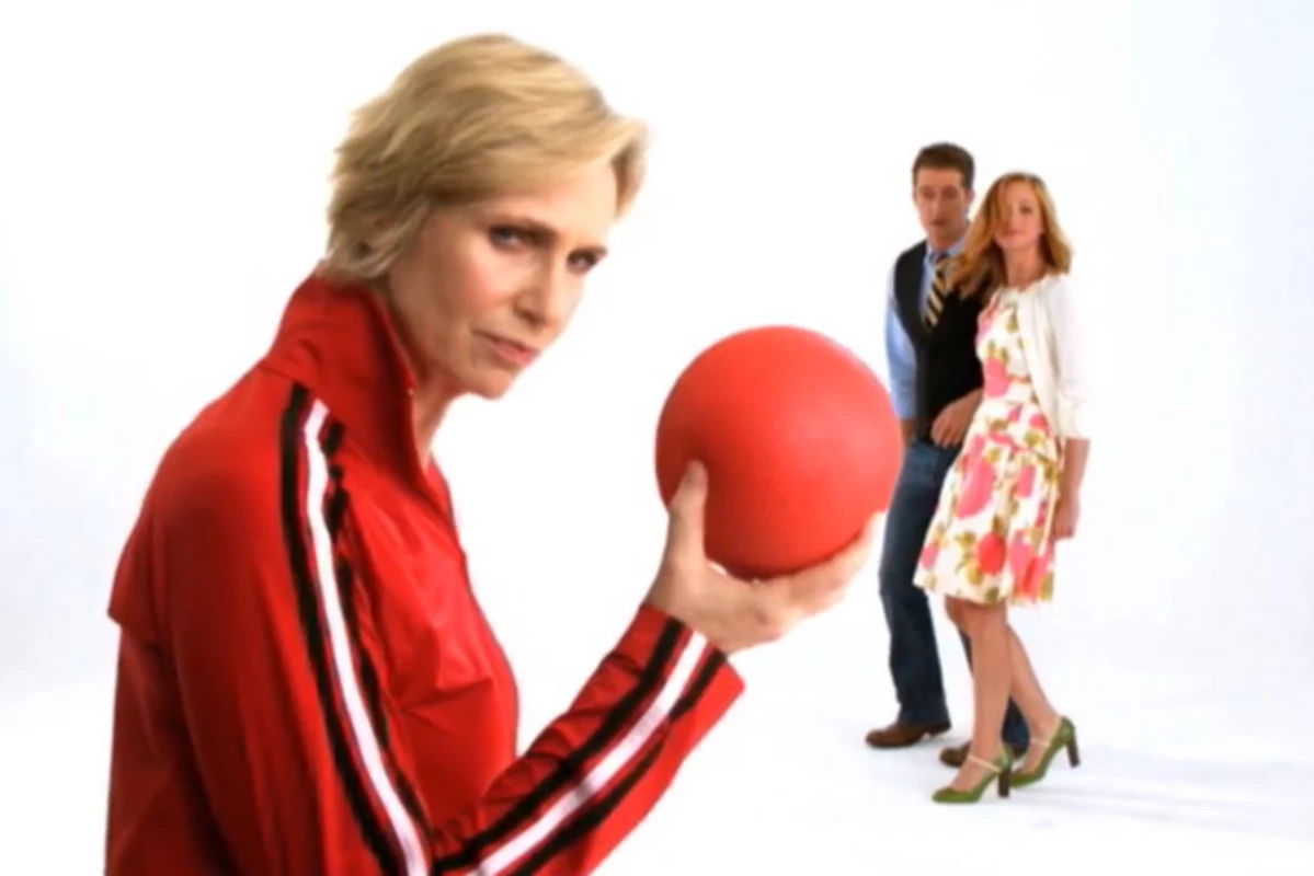 Glee Season 3 Dodgeball Commercial What S The Song