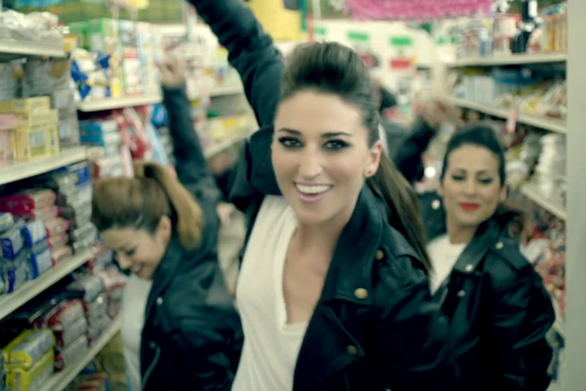 Sara Bareilles Goes 'Grease'-y in New 'Gonna Get Over You' Video