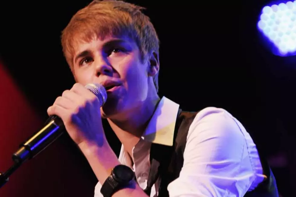 Justin Bieber Reveals &#8216;Under the Mistletoe&#8217; Track Listing