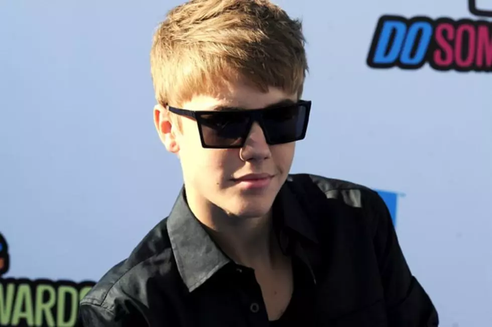 Justin Bieber, &#8216;Drummer Boy&#8217; Feat. Busta Rhymes &#8211; Song Review