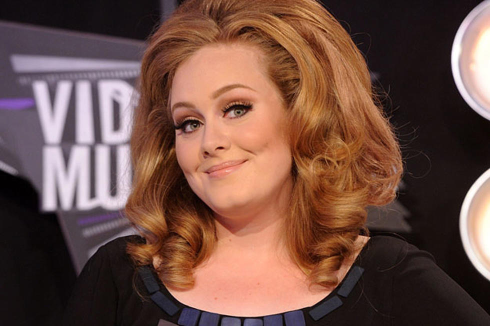 Adele Wins Favorite Pop / Rock Album for &#8217;21&#8217; at 2011 AMAs