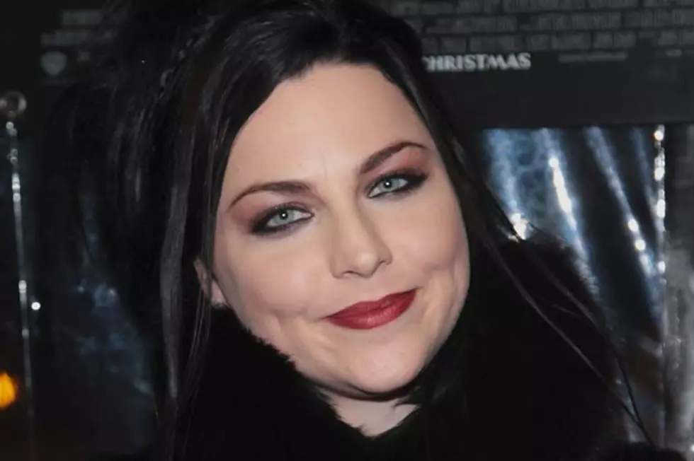 Evanescence Frontwoman Amy Lee: New Album Is &#8216;Aggressive and Confident&#8217;