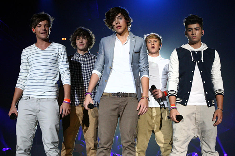 One Direction Perform on U.K. Edition of &#8216;X Factor&#8217;