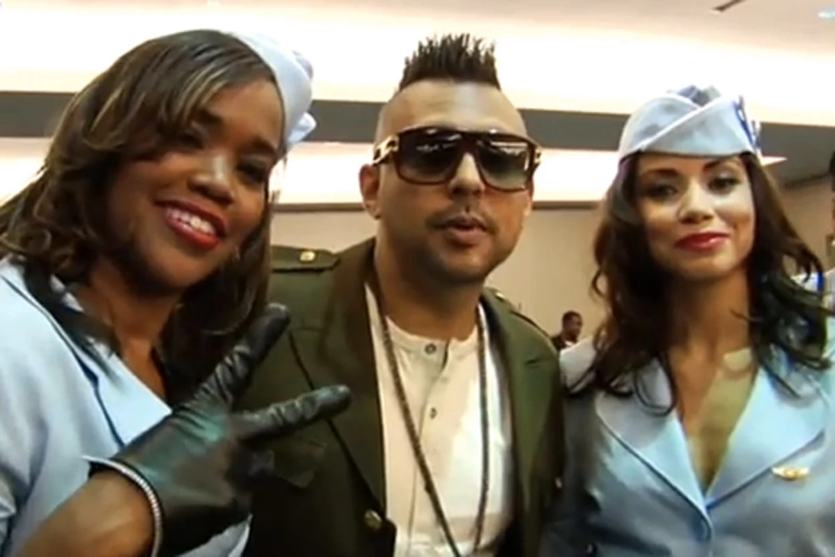 Sean Paul and His 'Fly Girls' Open Up About the 'She Doesn't Mind' Video  Shoot
