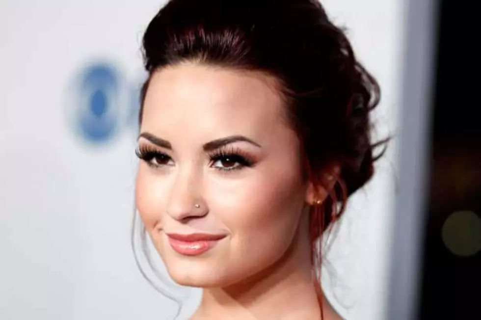 See Pictures of Demi Lovato in a Bikini