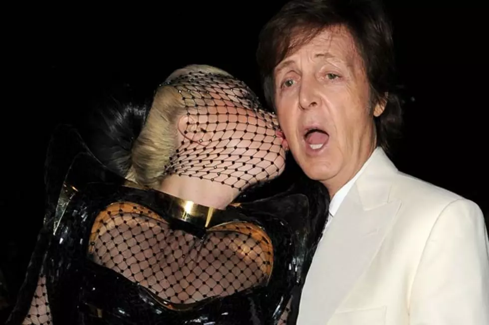 Lady Gaga Smooches Paul McCartney at 2012 Grammys &#8211; Pic of the Week