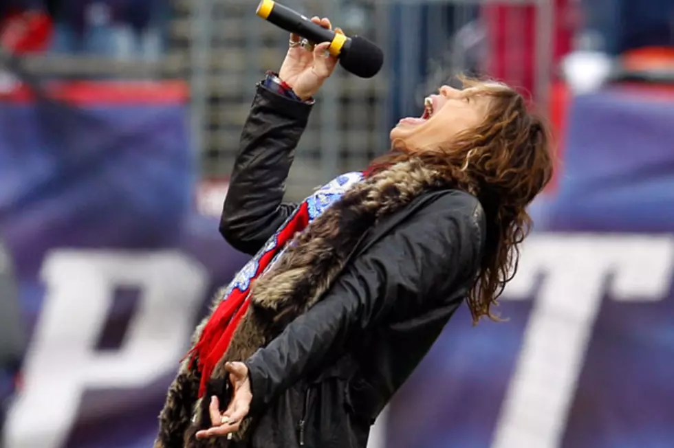 Steven Tyler Defends His National Anthem Performance