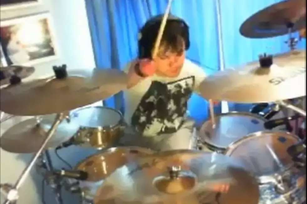 Drummer Without Forearms Plays Carly Rae Jepsen&#8217;s &#8216;Call Me Maybe&#8217;