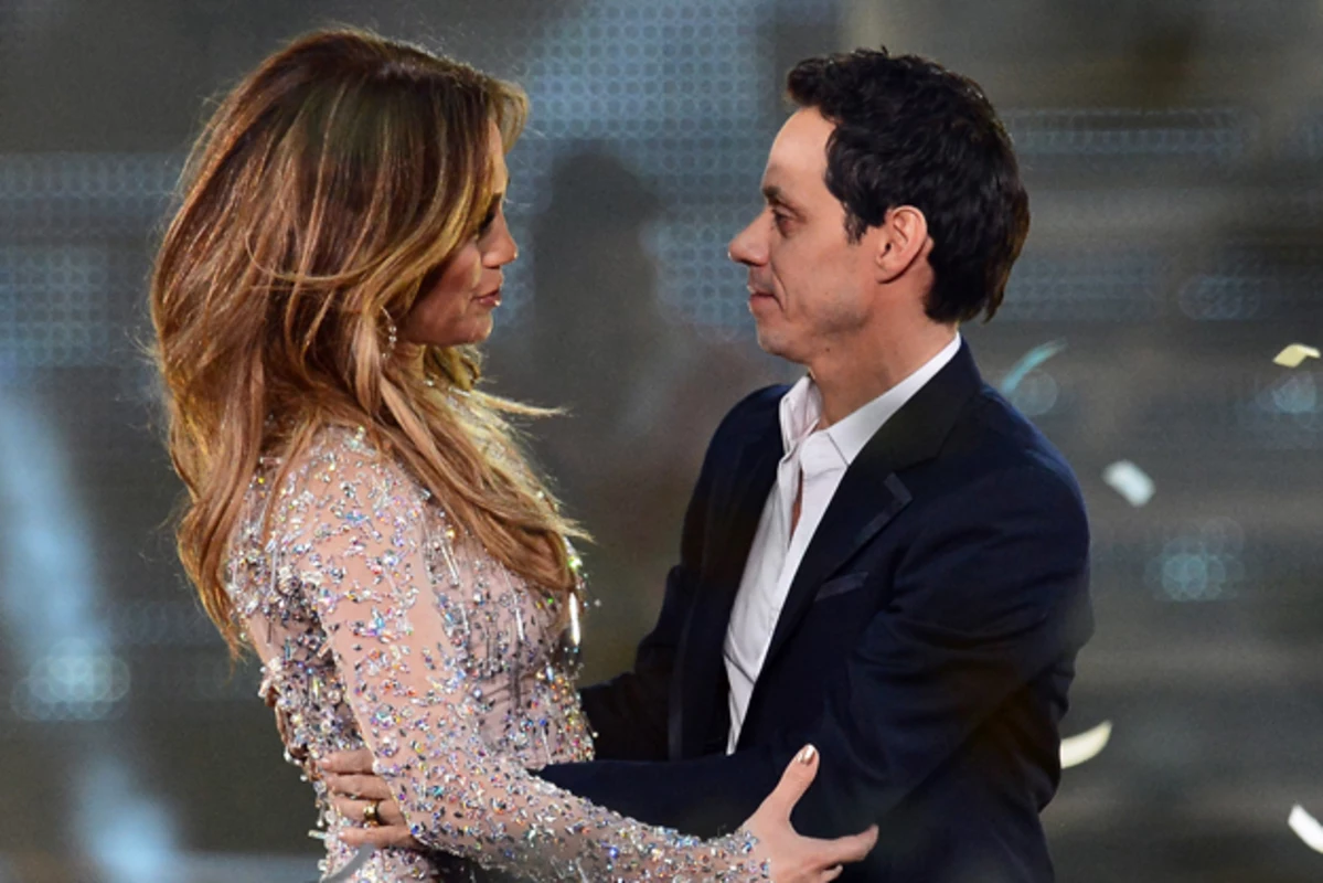 jennifer lopez marc anthony reunite onstage jennifer lopez marc anthony reunite onstage