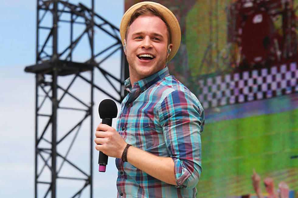 Olly Murs Talks Touring With One Direction, Recording With Chiddy Bang + Giving Advice to &#8216;X Factor&#8217; Contestants