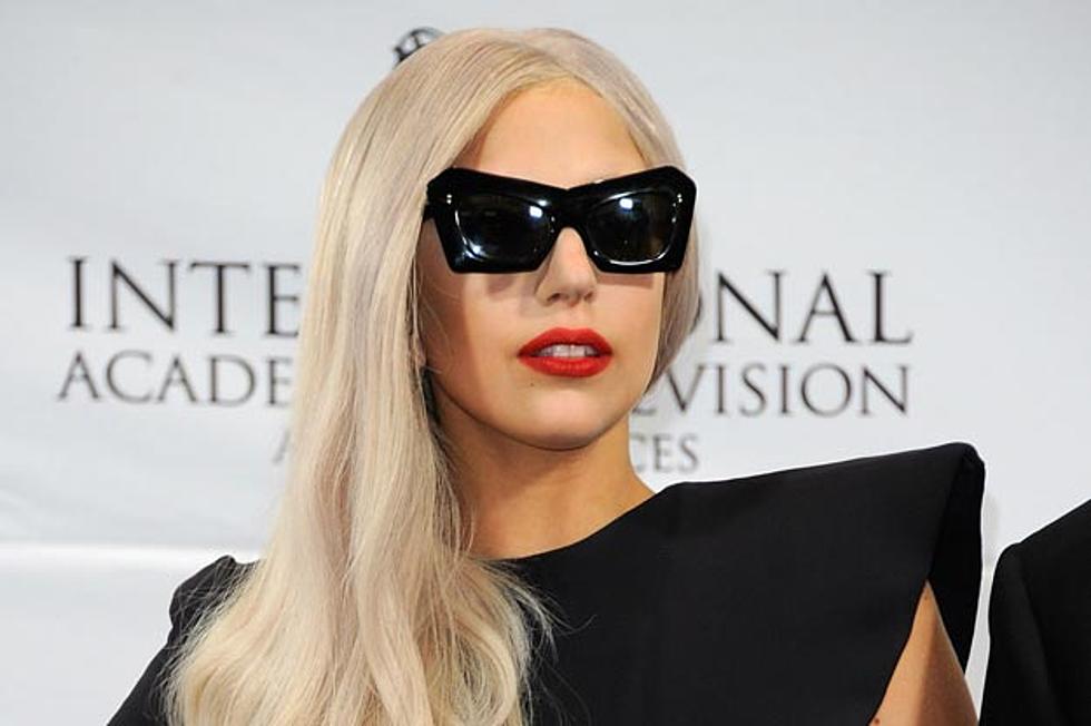Lady Gaga Dines With WikiLeaks Founder Julian Assange in London