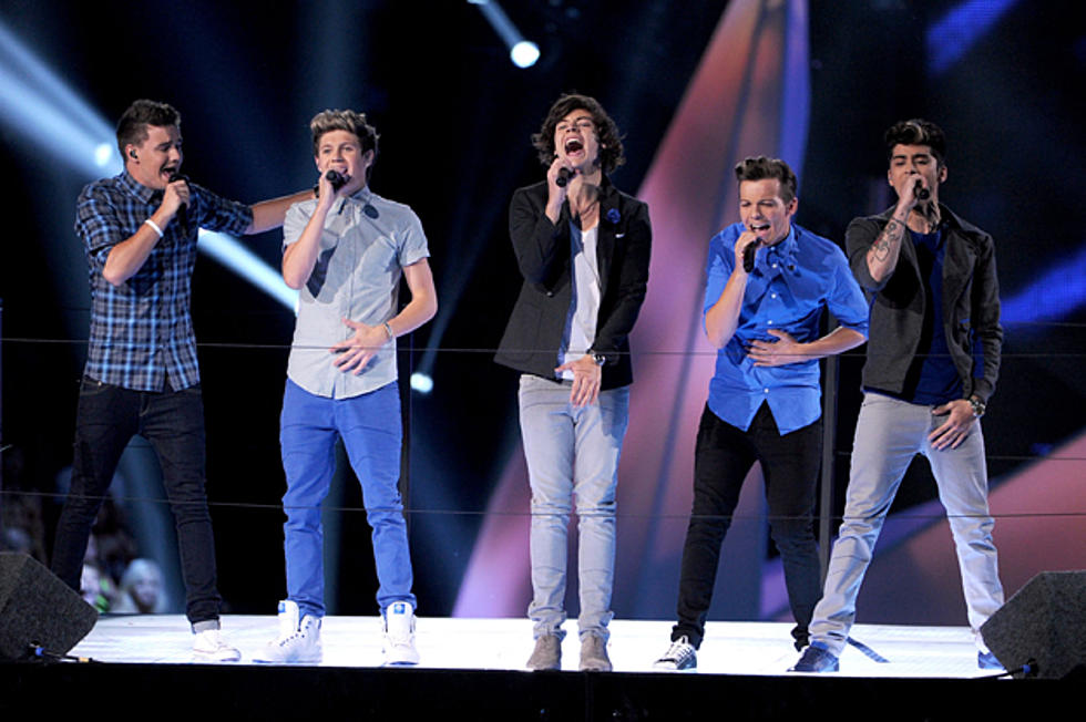 One Direction Show Off That &#8216;One Thing&#8217; at 2012 MTV Video Music Awards