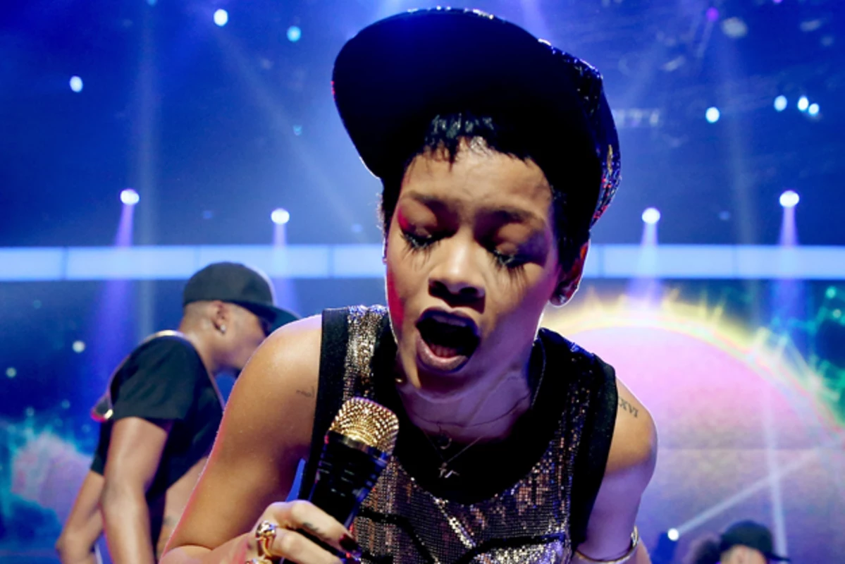 Watch Rihanna’s Performance at the iHeart Radio Festival