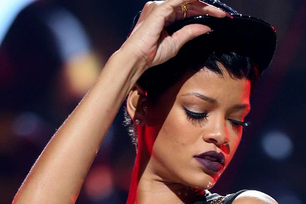 Rihanna, 'Diamonds' - Song Review