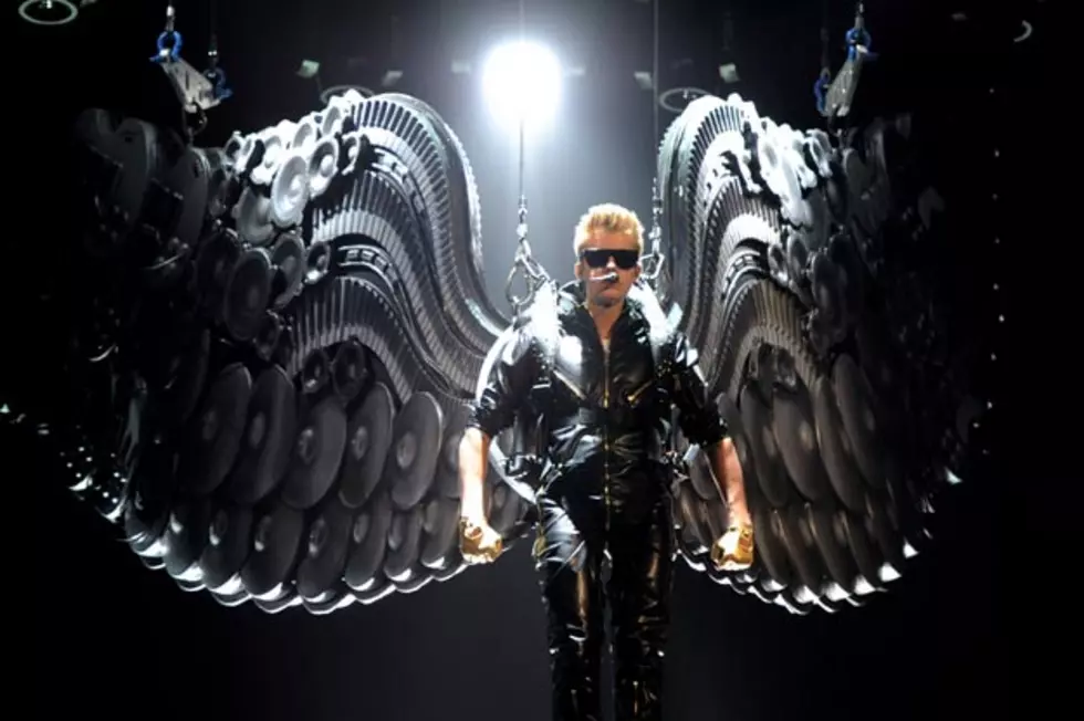 Justin Bieber Shows Off Wings During Believe Tour
